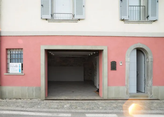Residenza Il Gallo In Riva Al Lago Breathtaking View Of Lake Iseo