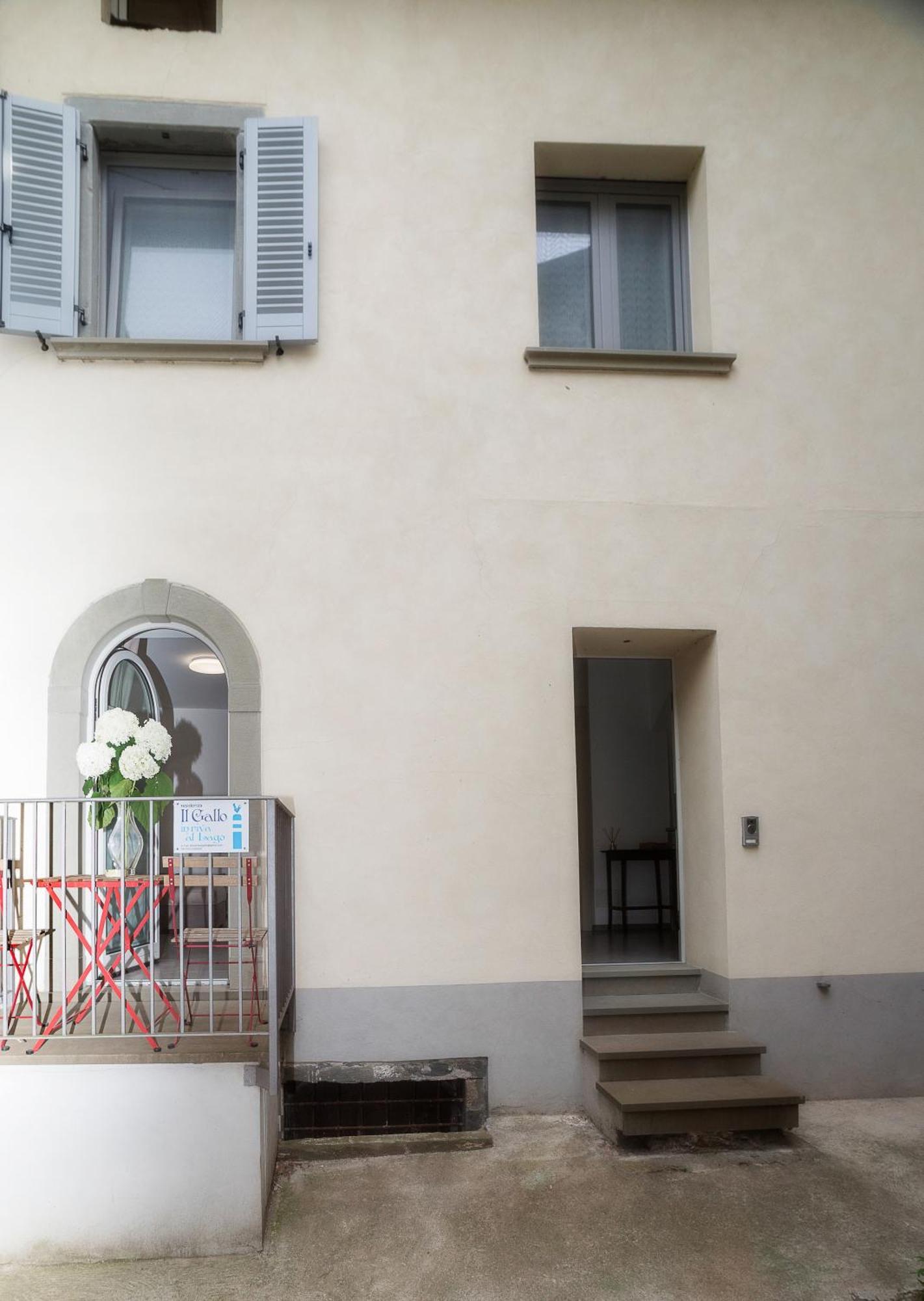 Ferienhaus Residenza Il Gallo In Riva Al Breathtaking View Of Iseo Pisogne
