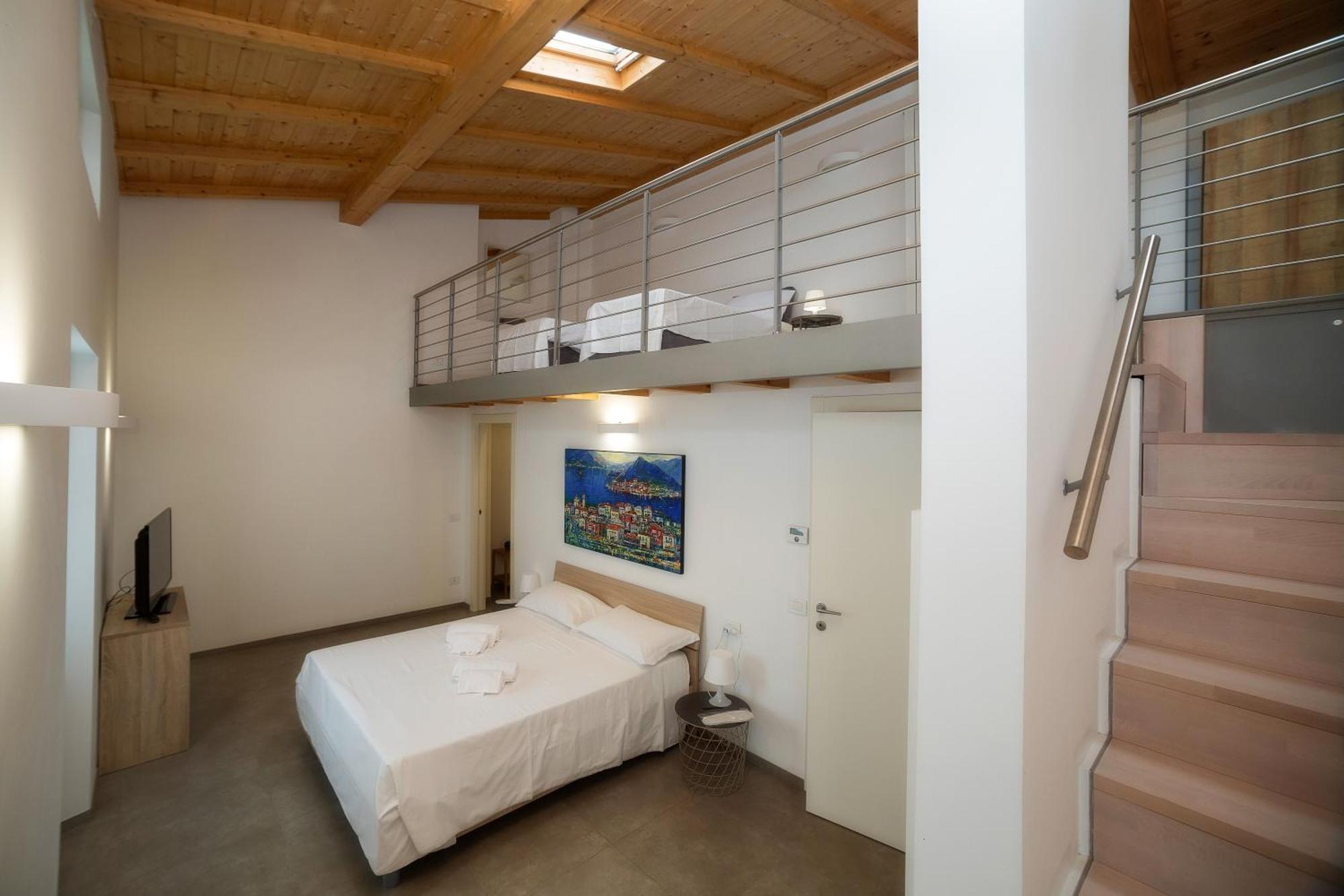 Residenza Il Gallo In Riva Al Breathtaking View Of Iseo *