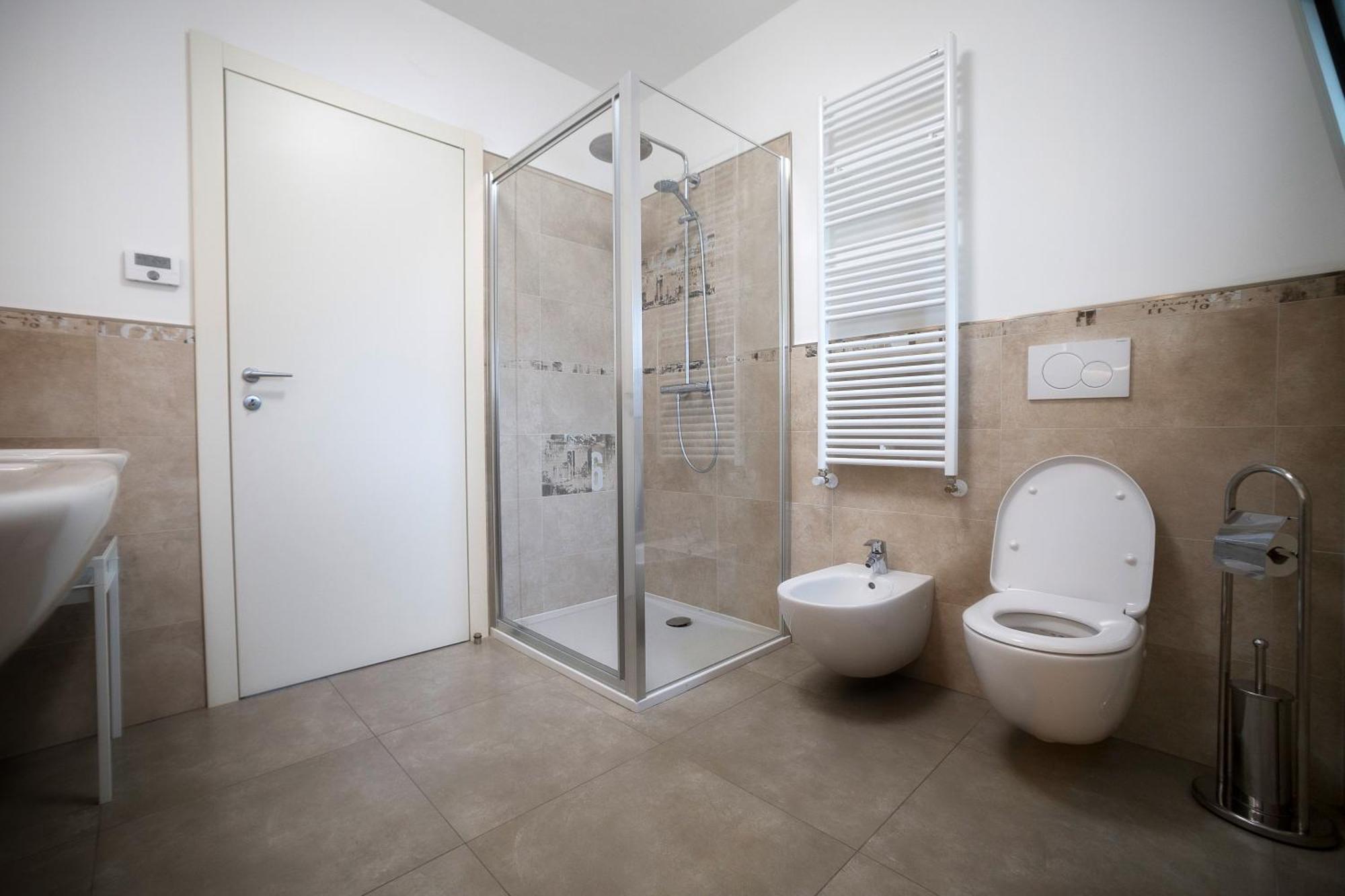 Residenza Il Gallo In Riva Al Breathtaking View Of Iseo Holiday home